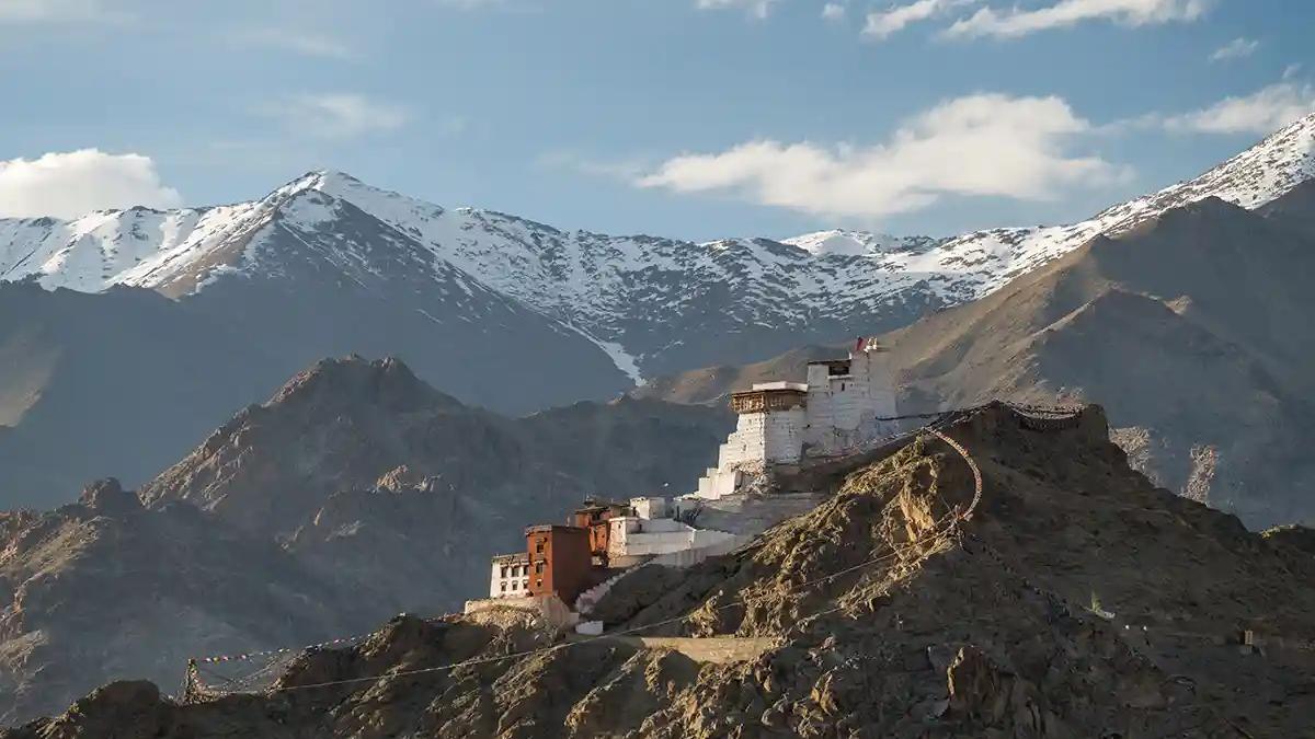 How to Reach Ladakh from Delhi: Every Route Compared for 2026